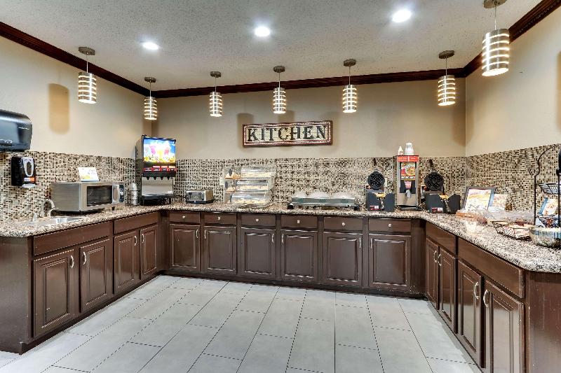 هتل Best Western Plus University Inn & Suites