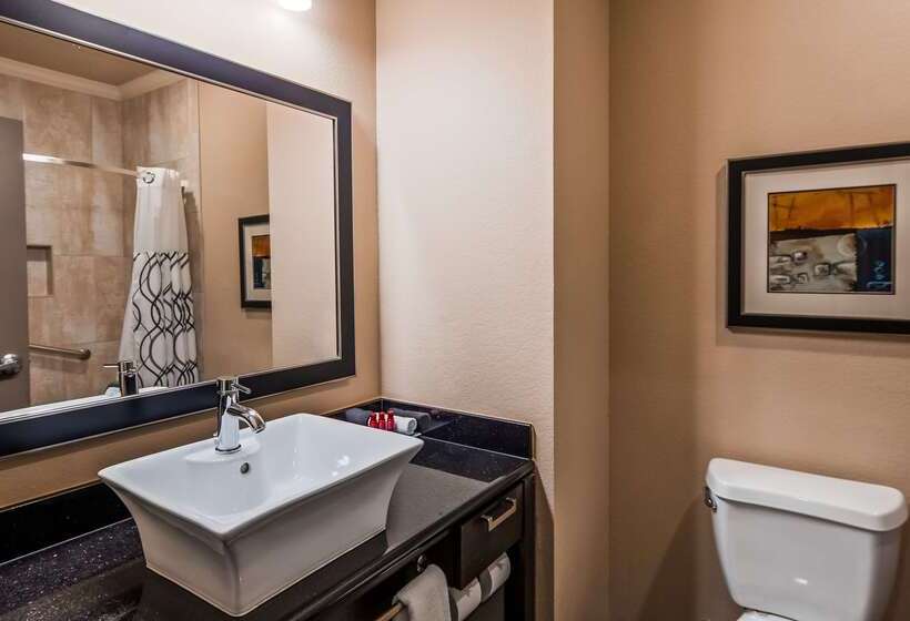 בית מלון כפרי Best Western Premier Crown Chase Inn & Suites