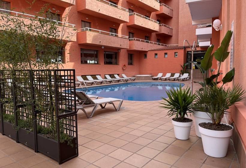 هتل Tossa Beach Center