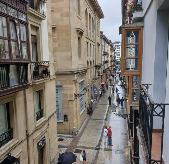 Pension Aussie Guesthouse