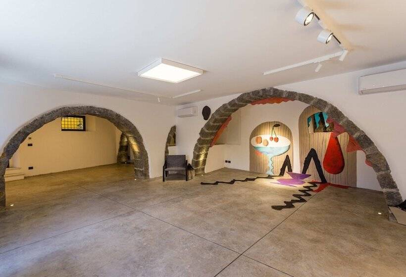 بنسيون Palazzo Previtera
