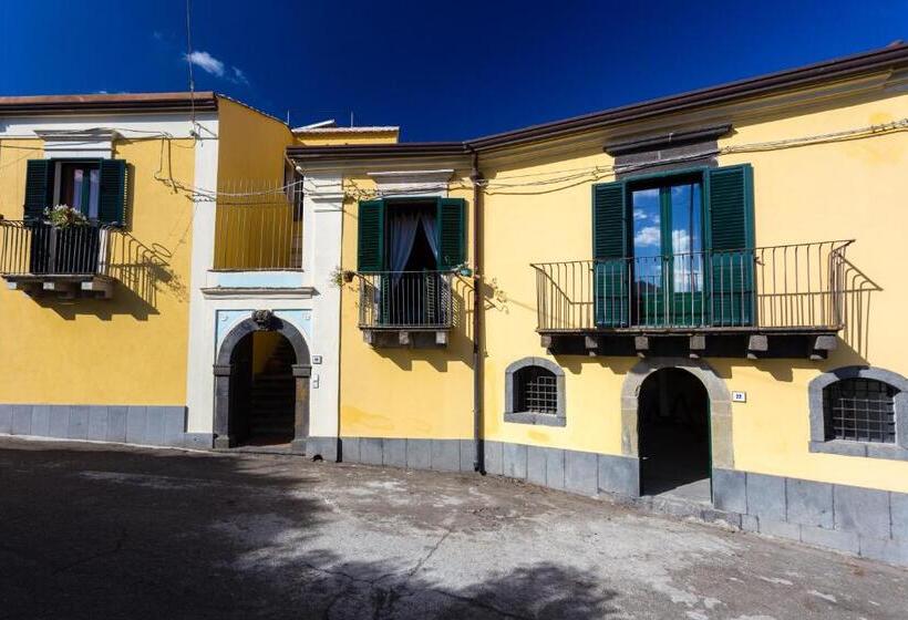 بنسيون Palazzo Previtera