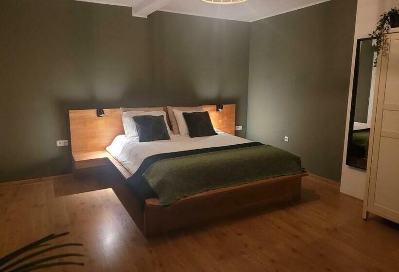 B & B Bonvert