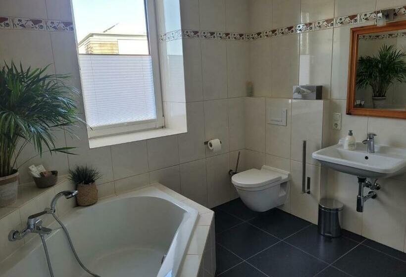 B & B Bonvert