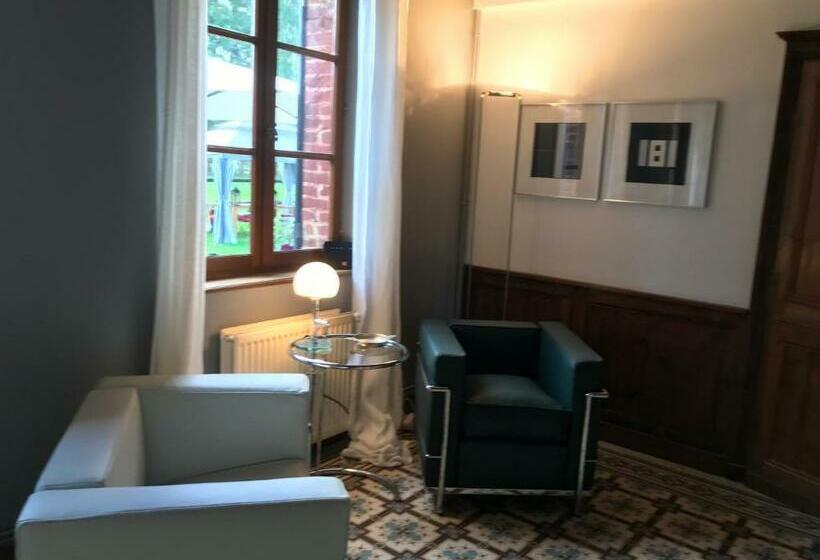 住宿加早餐  Le Domaine Des Volets Bleus