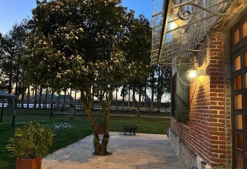 住宿加早餐  Le Domaine Des Volets Bleus