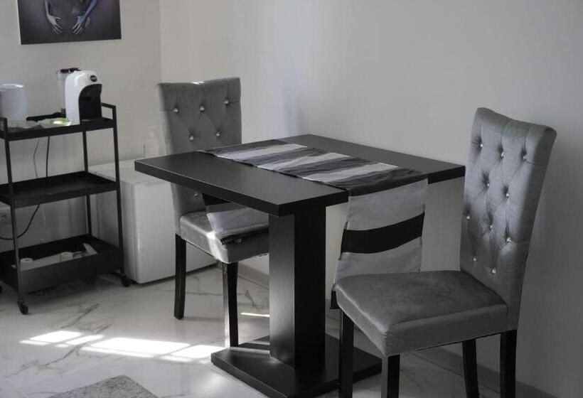 بنسيون Notte Rosa Suites & Relax