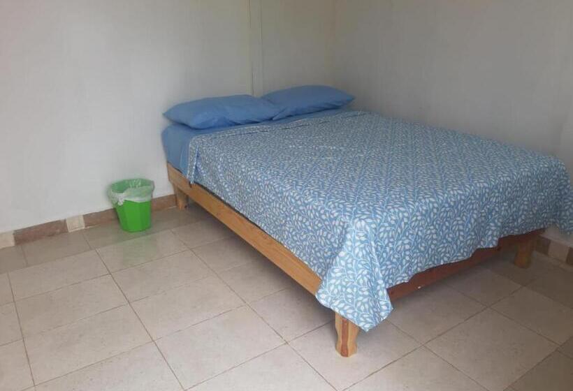 پانسیون Susu’z Village Hostel And Rooms
