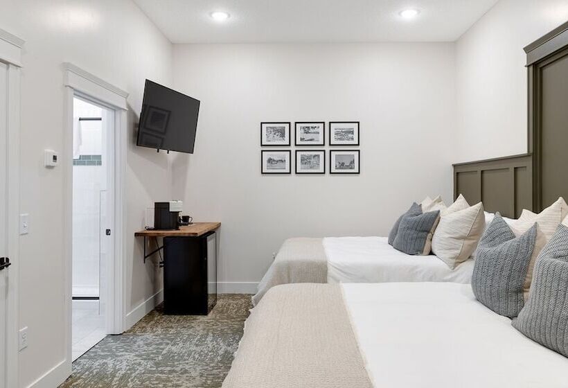 בית מלון כפרי Balsam Lake Lodge