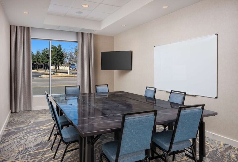 هتل Hampton Inn & Suites Huntsville Downtown
