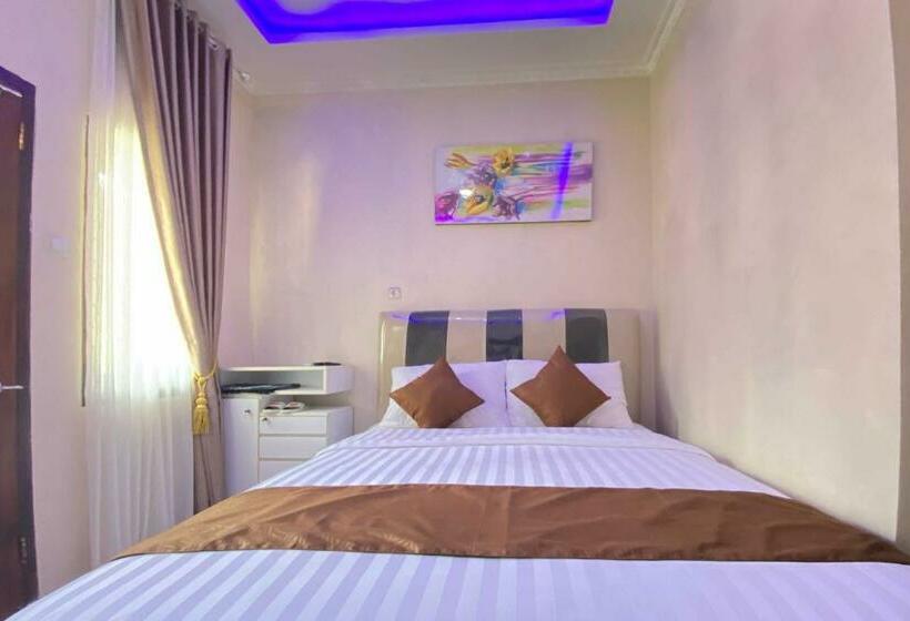 בית מלון כפרי Homestay Banteng Adventure Dieng Mitra Reddoorz