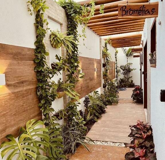 بنسيون Suítes Jardins De Flecheiras
