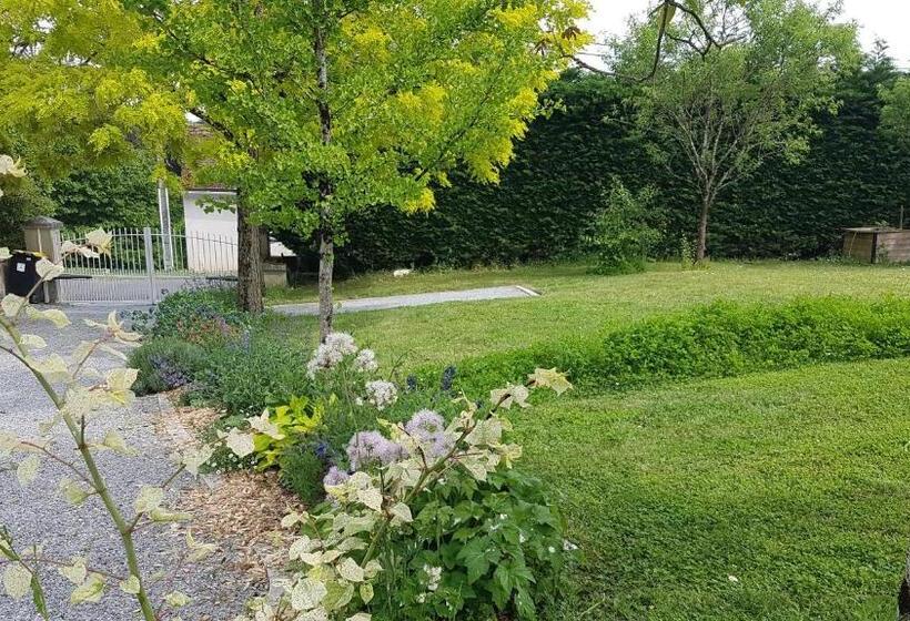 ペンション Les Sept Tilleuls   Chambres D Hôtes