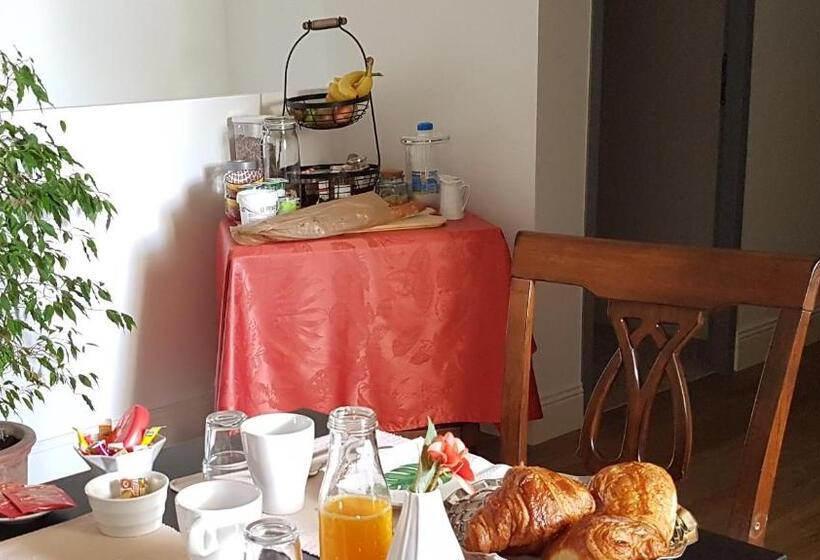 ペンション Les Sept Tilleuls   Chambres D Hôtes