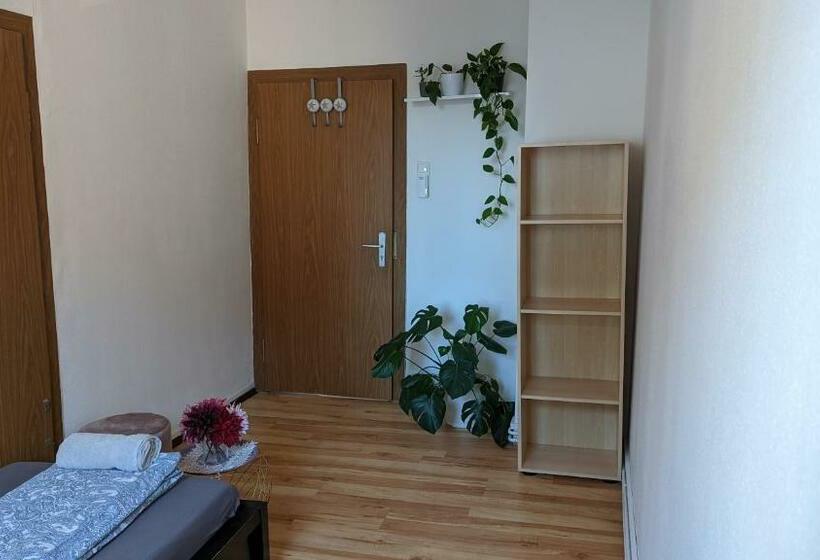 پانسیون Single Room Near The Black Forest