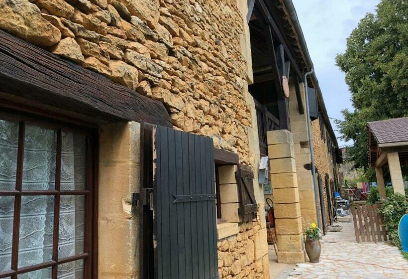 住宿加早餐  La Grange De Langlade