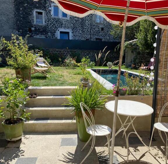 مبيت وإفطار Le Rucher Des Arts