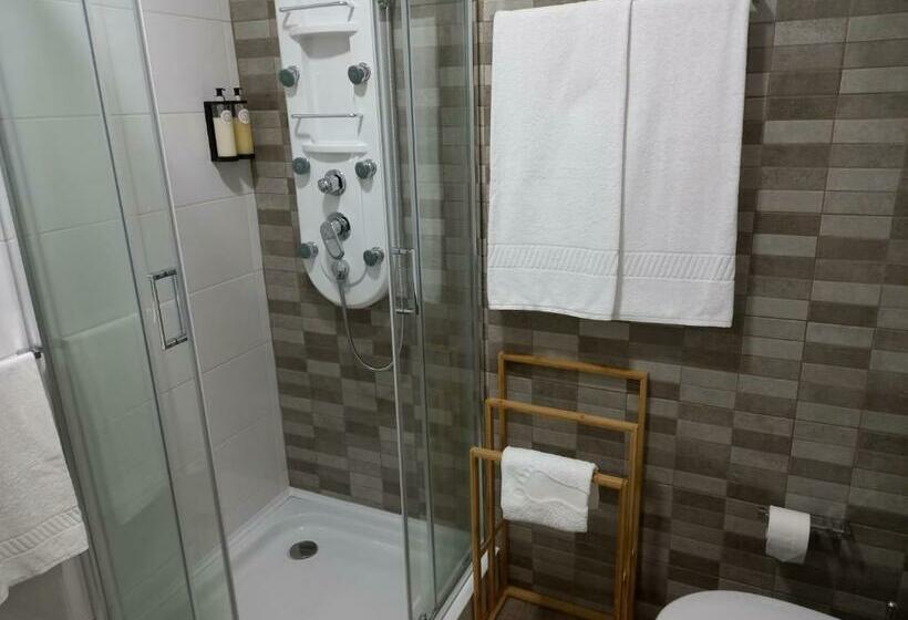 פנסיון Rustic House Fundão