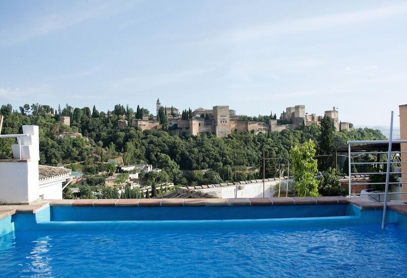 Apartamentos Montesclaros