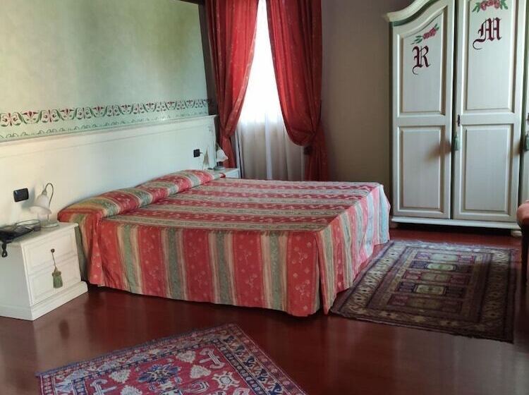 تختخواب و صبحانه Residence Meuble' Cortina