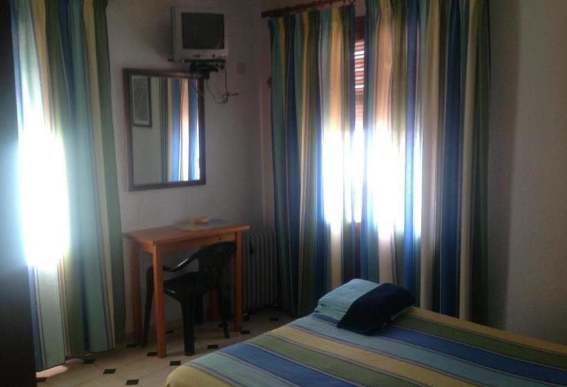 فندق فئة نجمة واحدة Casa Juanita