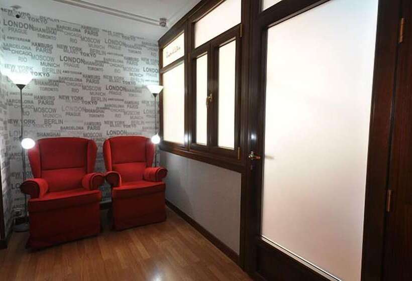 Hostal Escala Luna