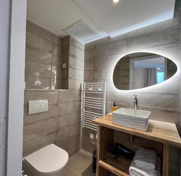 هتل Hôtel Barnea