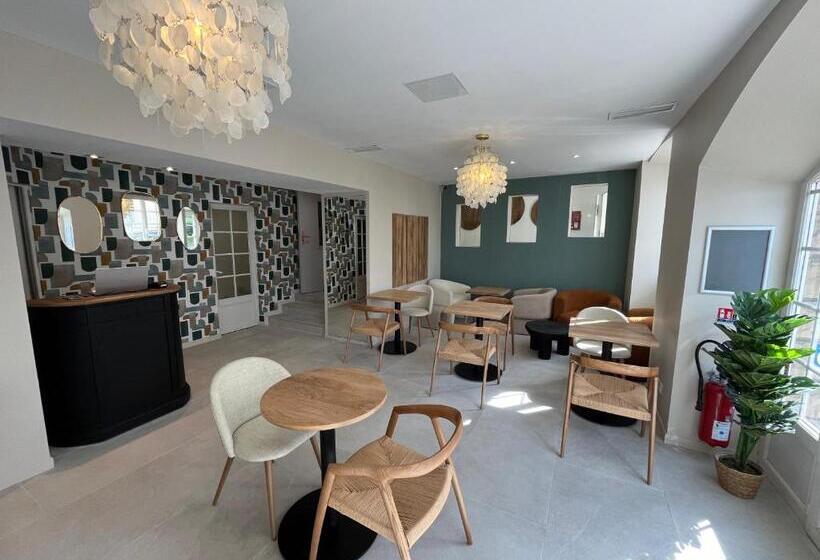 هتل Hôtel Barnea