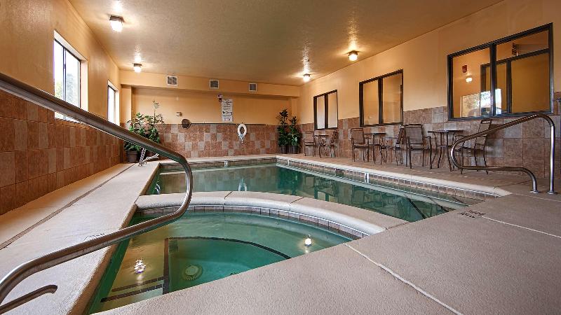 Отель Best Western Plus Eagleridge Inn & Suites