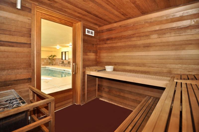 Отель Best Western Plus Eagleridge Inn & Suites
