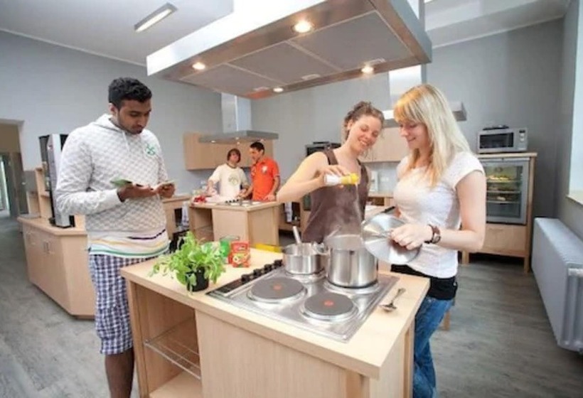 Pathpoint Cologne Backpacker Hostel