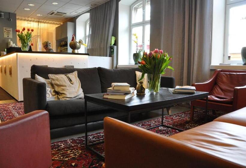 Stf Långholmen Hostel