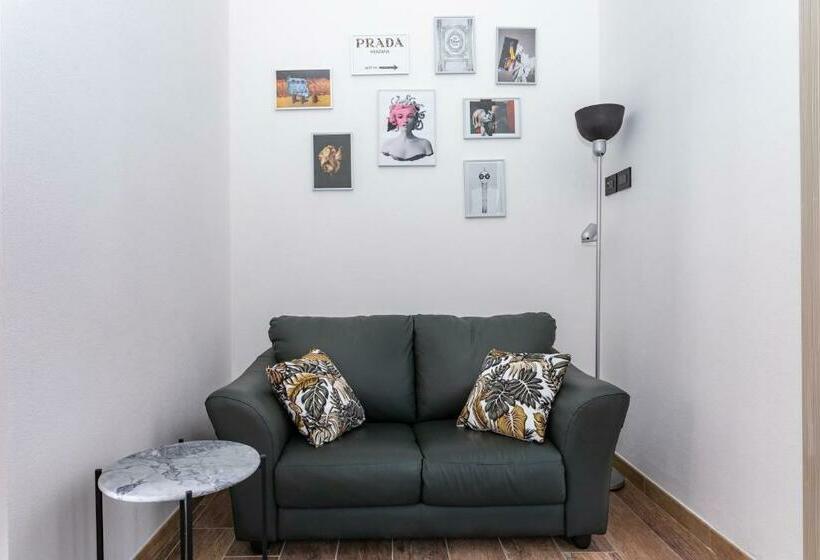 住宿加早餐 Living G Room