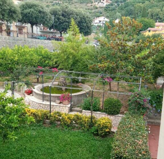 بنسيون Casa Alca