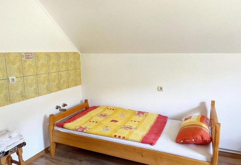 פנסיון Kati Guesthouse