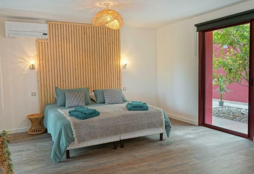 تختخواب و صبحانه Villa Magnolia