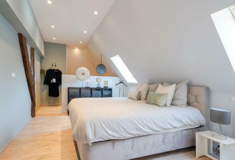 مبيت وإفطار 99 Lifestyle Suite