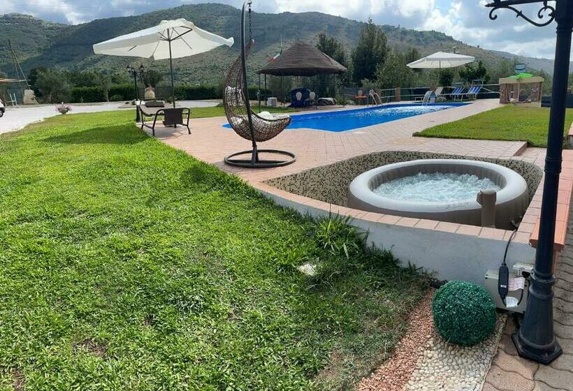 مبيت وإفطار Centro Estivo Il Piccolo Paradiso