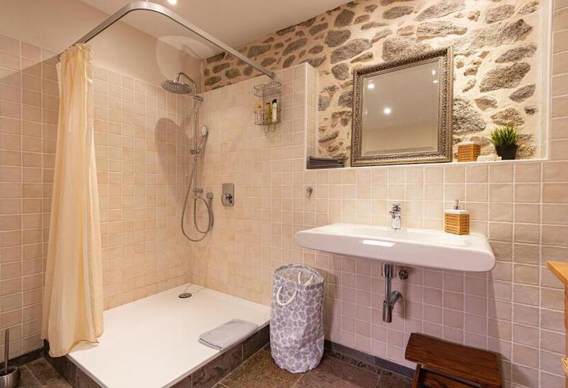 ベッドアンドブレックファースト Les Chambres Du Lavoir Vert