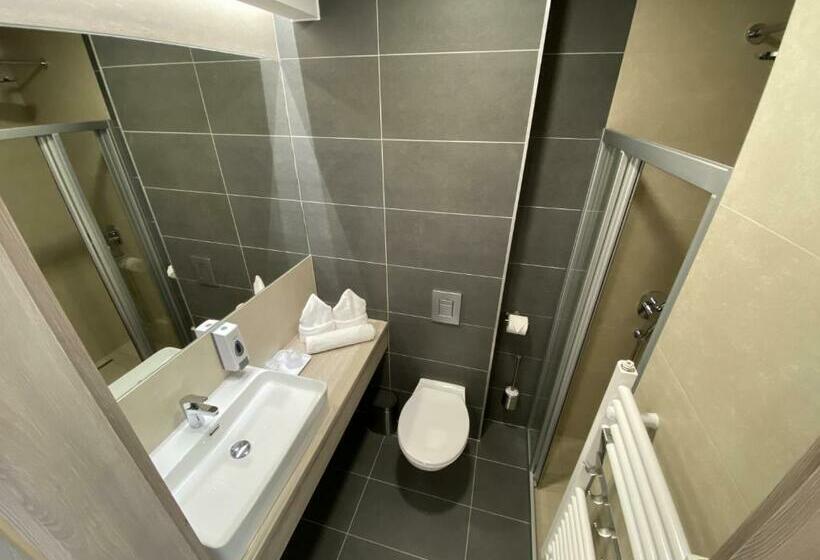 پانسیون Magnolia Room & Spa   Adults Only