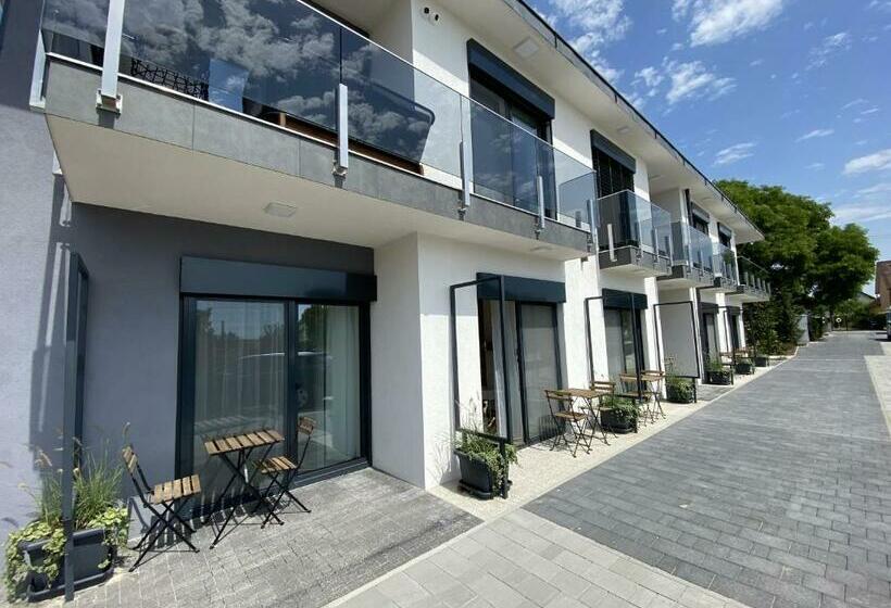 پانسیون Magnolia Room & Spa   Adults Only