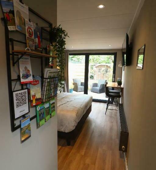 تختخواب و صبحانه De Monarchvlinder