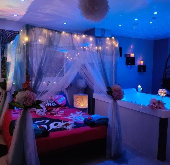 住宿加早餐  Loft Avec Baignoire Spa Lécrin Romantique