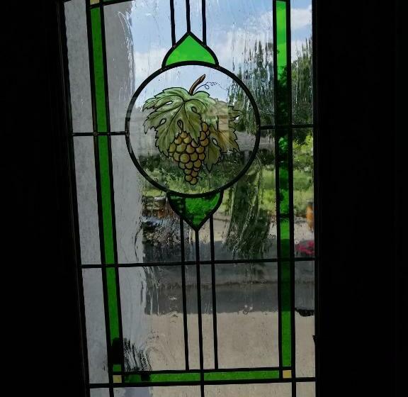 ベッドアンドブレックファースト Weingut Licht Stadtfeld