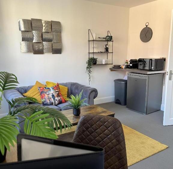 تختخواب و صبحانه Willingham House