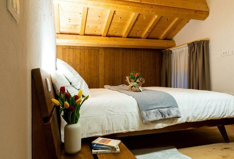 فندق Antico Borgo Brunelli