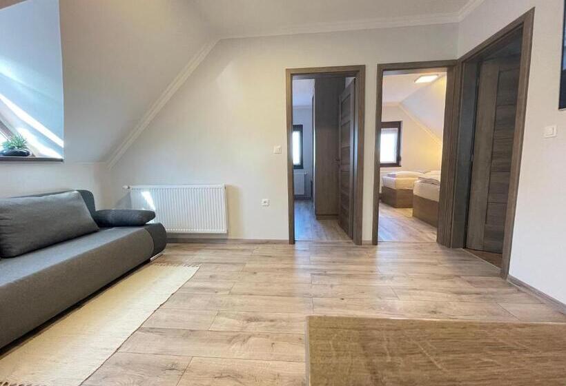 민박 Kukorica Csárda Apartman
