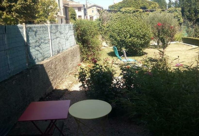 ベッドアンドブレックファースト La Vigneronne