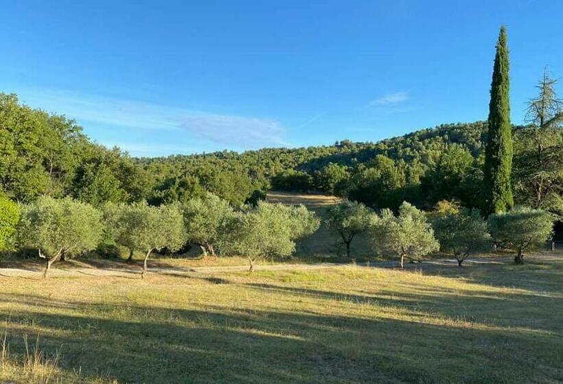 צימר Le Jas Des Cannebieres