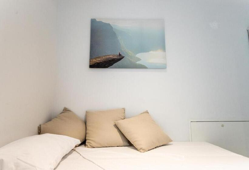 پانسیون Alpencity Suites